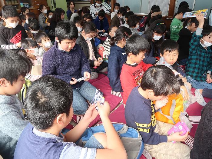 ビンゴゲームに熱中