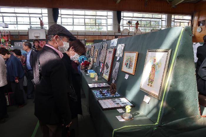 中西町内会の展示コーナー