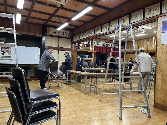 ��ّ�|��(4)