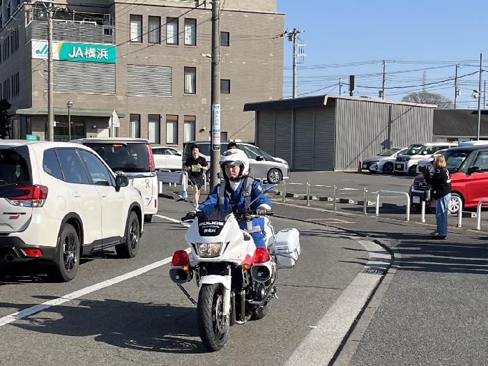 �������i(1)