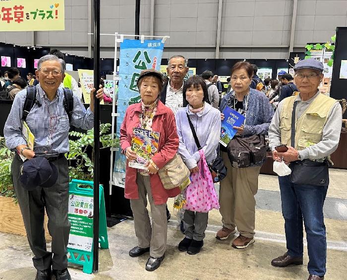 公園愛護会のブースで